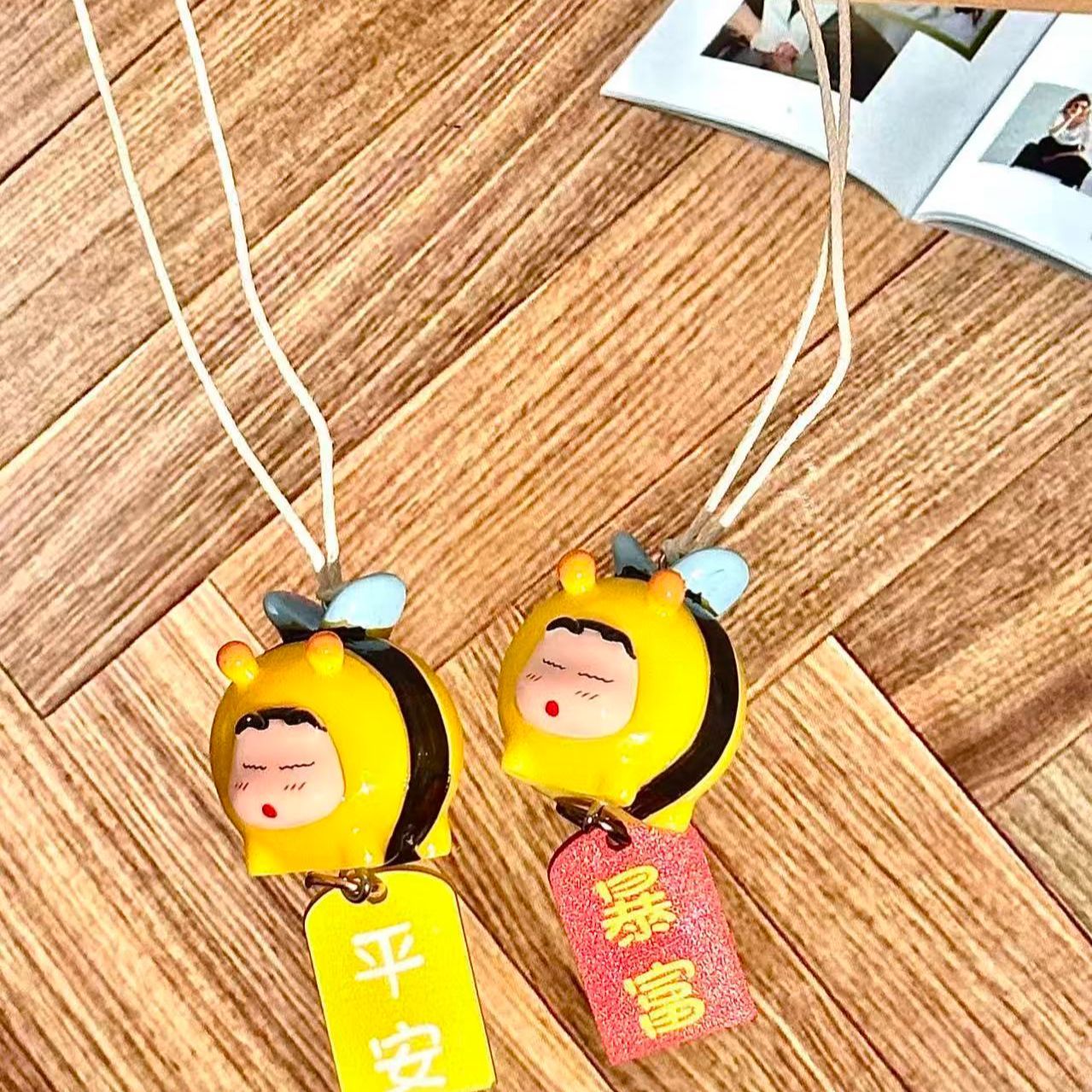 Figurka Crayon Shin-chan Bee C – Car Accessories Parts recenzja i cena